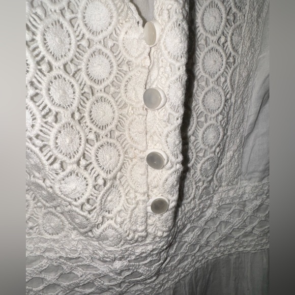 Pretty white Maxi cotton dress NWT perfect for fall - Picture 5 of 9